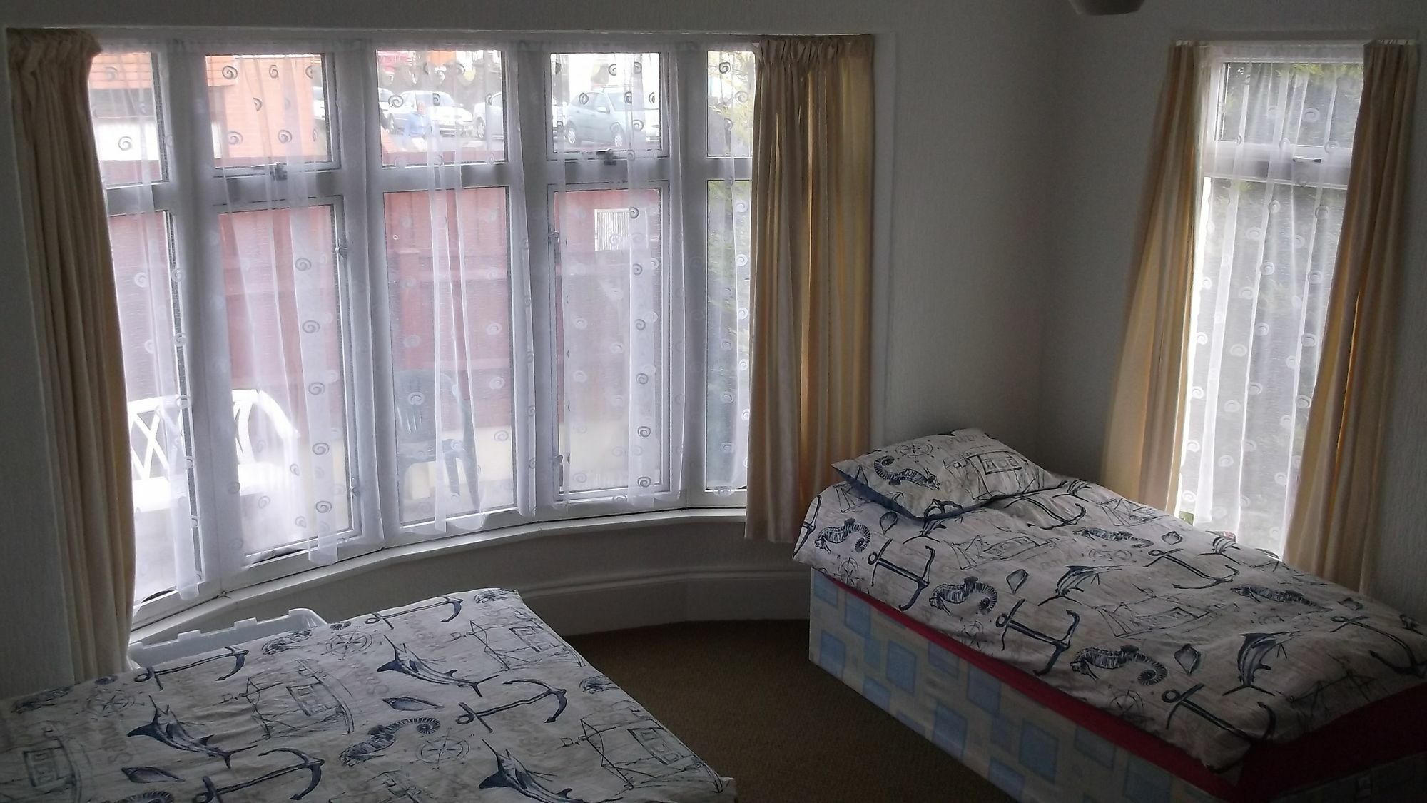 Barbie House ,Opposite The Beach & Paignton Pier , 2 Bedroom Apartment With Private Car Space & Garden , Free Access Next Door To The Stunning Ballet & Make Up School & A Beautiful Ladys Beauty Salon (Adults Only) Exteriör bild
